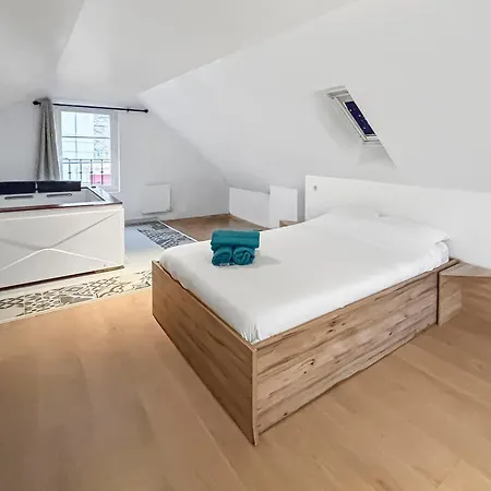 Privée : Jacuzzi + sauna + billard + jeux SO Saint-Quentin  Exterior foto