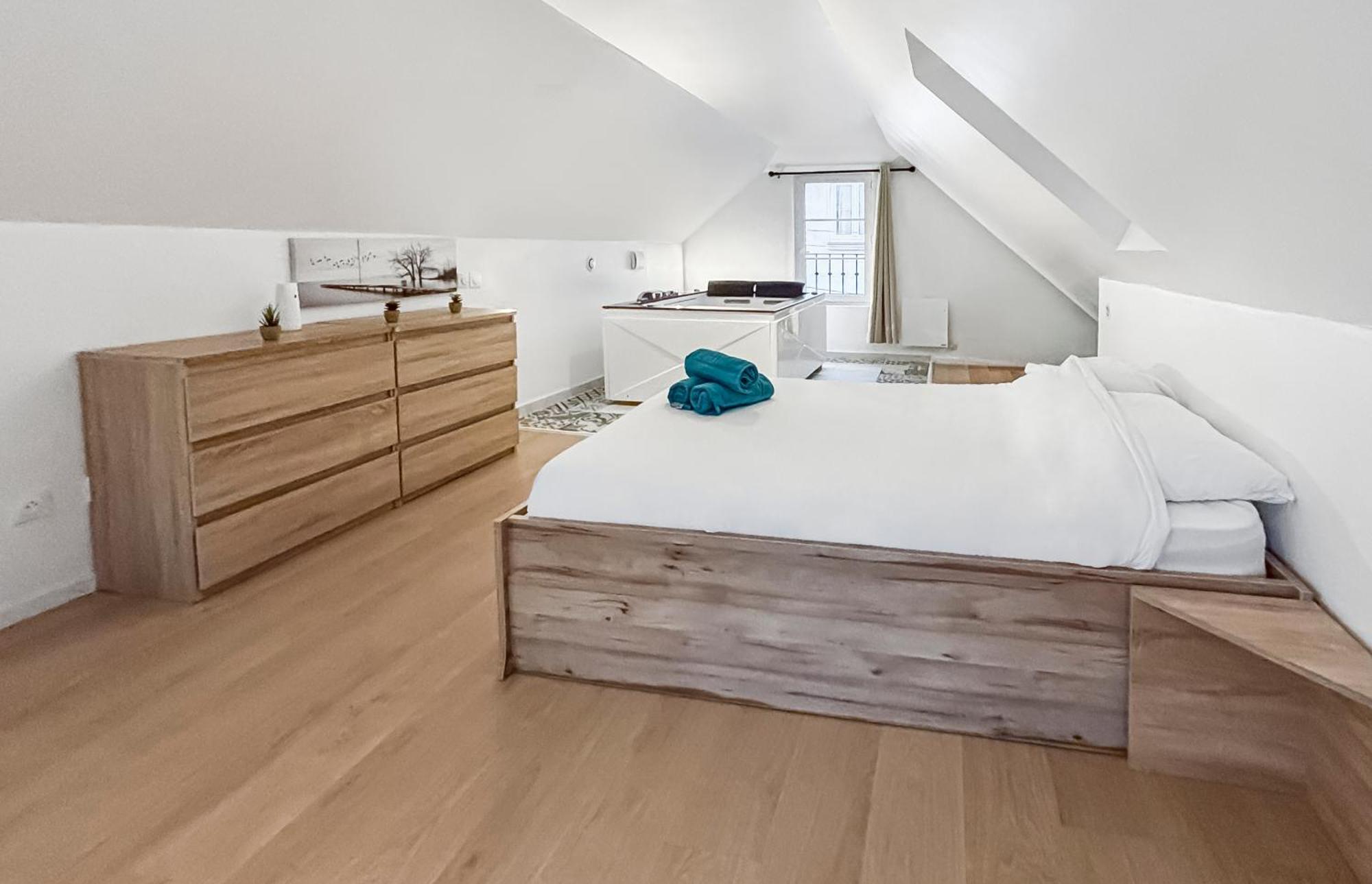 Privée : Jacuzzi + Sauna + Billard + Jeux So Saint-Quentin (Aisne)